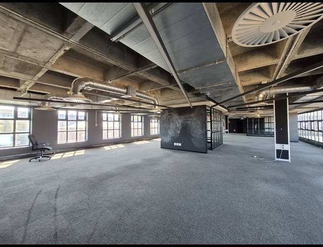 744M² OFFICE TO LET IN ROSEBANK